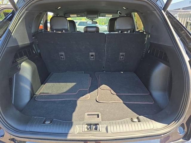 Photo of 2023 Black Metallic Ford Escape