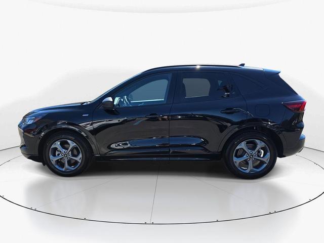Photo of 2023 Black Metallic Ford Escape