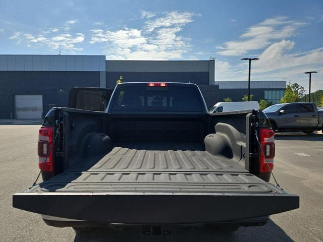 Photo of 2024 Diamond Black RAM 2500