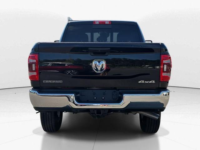 Photo of 2024 Diamond Black RAM 2500