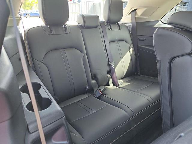 Photo of 2024 Rhodium White Metallic Mazda CX-90