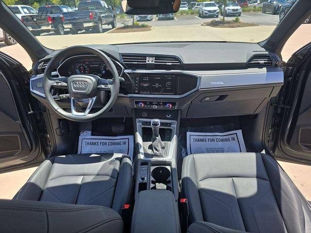 Photo of 2024 Chronos Gray Metallic Audi Q3