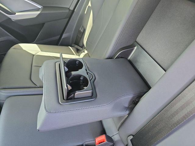 Photo of 2024 Chronos Gray Metallic Audi Q3