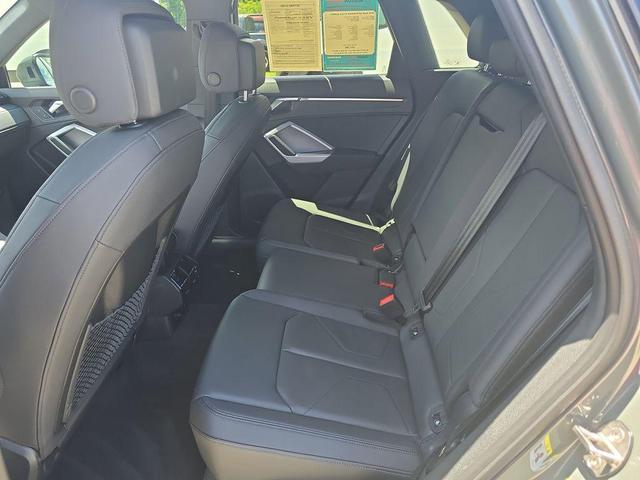 Photo of 2024 Chronos Gray Metallic Audi Q3