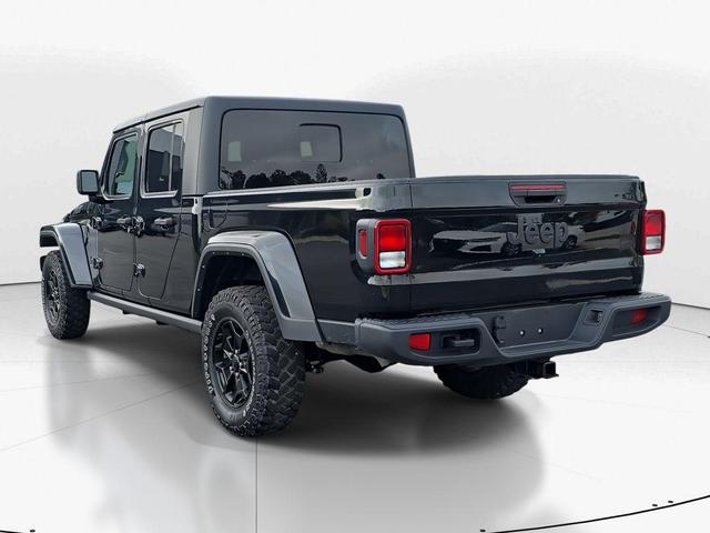Photo of 2022 Black Clearcoat Jeep Gladiator