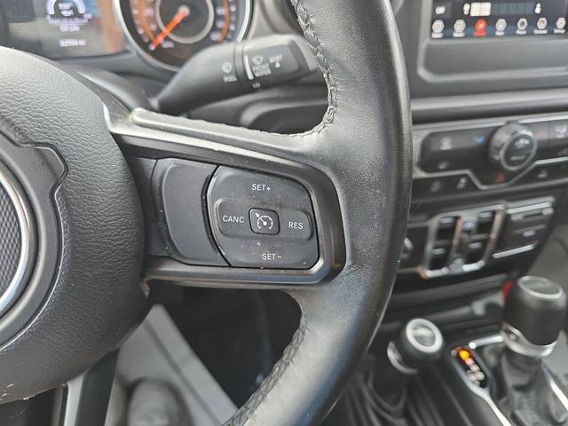Photo of 2022 Black Clearcoat Jeep Gladiator