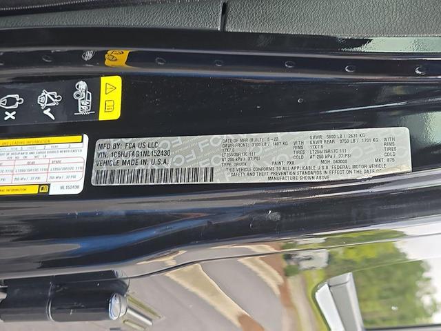 Photo of 2022 Black Clearcoat Jeep Gladiator