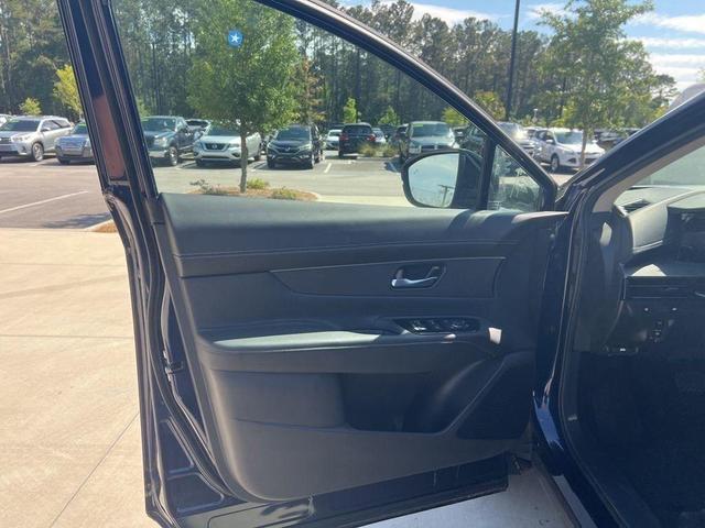 Photo of 2025 Deep Ocean Blue Nissan Murano