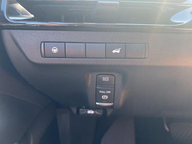 Photo of 2025 Deep Ocean Blue Nissan Murano