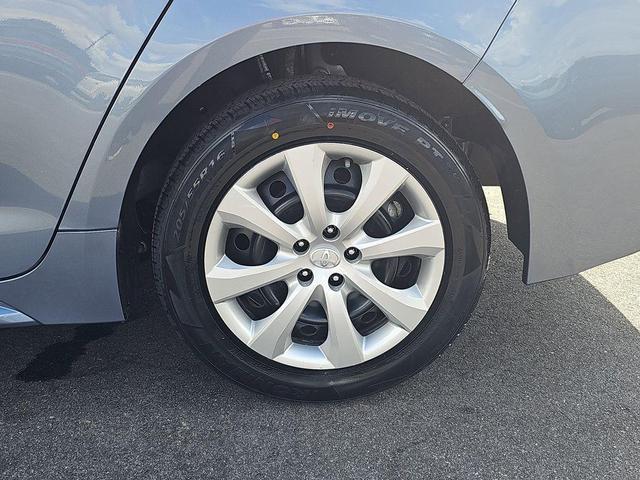 Photo of 2024 Gray Toyota Corolla
