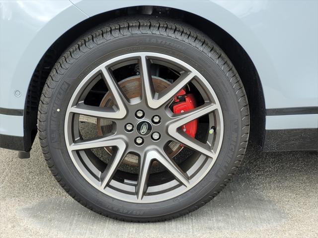 Photo of 2024 Arroios Grey Metallic Land Rover Range Rover Velar