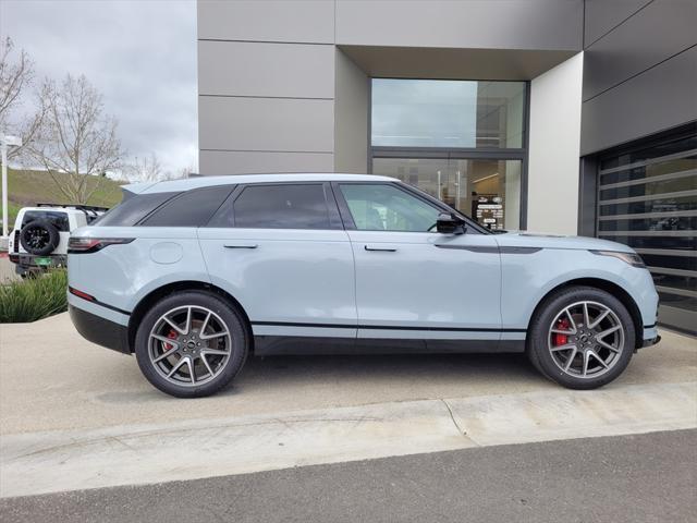 Photo of 2024 Arroios Grey Metallic Land Rover Range Rover Velar