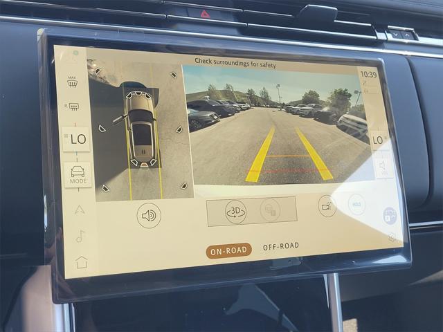 Photo of 2025 Fuji White Land Rover Range Rover