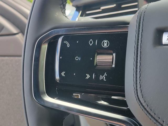 Photo of 2025 Fuji White Land Rover Range Rover Sport