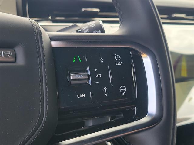 Photo of 2025 Fuji White Land Rover Range Rover Sport