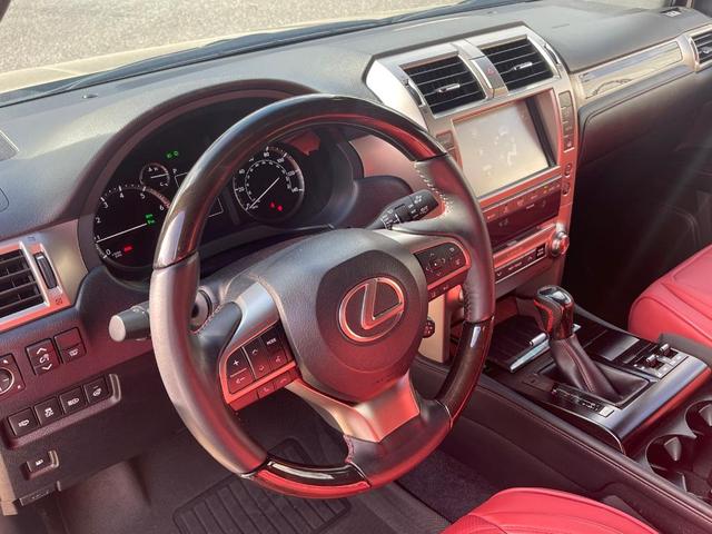 Photo of 2021 Onyx Black Lexus GX 460