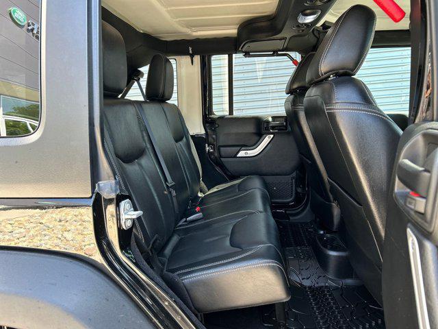 Photo of 2017 Black Clearcoat Jeep Wrangler Unlimited