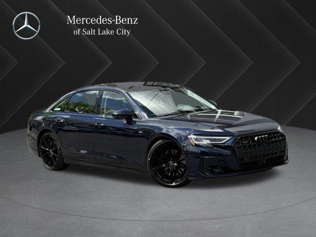 2022 Audi A8