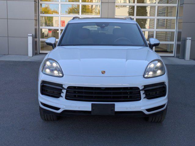 Photo of 2021 White Porsche Cayenne