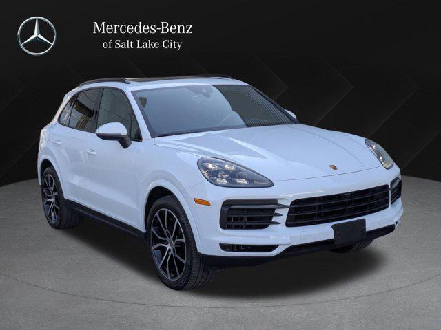 Photo of 2021 White Porsche Cayenne