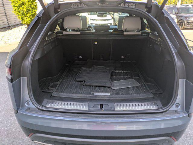 Photo of 2020 Byron Blue Metallic Land Rover Range Rover Velar