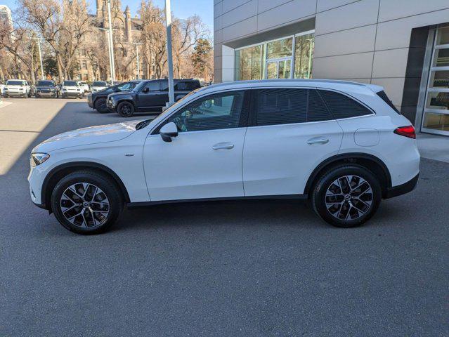 Photo of 2025 Polar White Mercedes-Benz GLC 350e