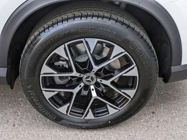 Photo of 2025 Polar White Mercedes-Benz GLC 350e
