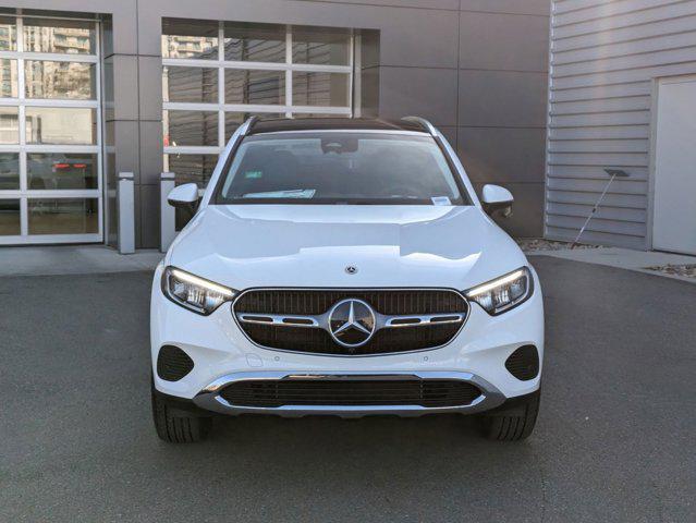 Photo of 2025 Polar White Mercedes-Benz GLC 350e