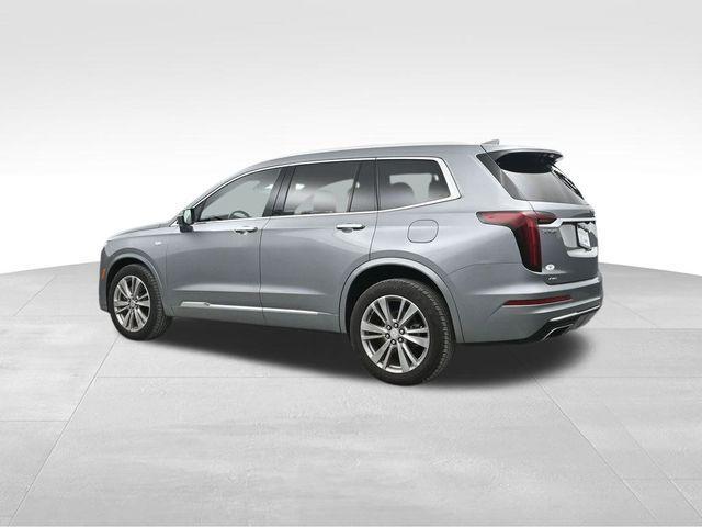 Photo of 2023 Silver Metallic Cadillac XT6