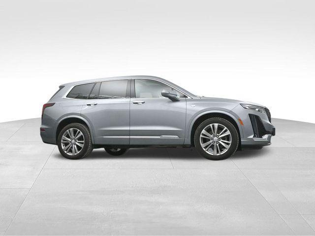 Photo of 2023 Silver Metallic Cadillac XT6