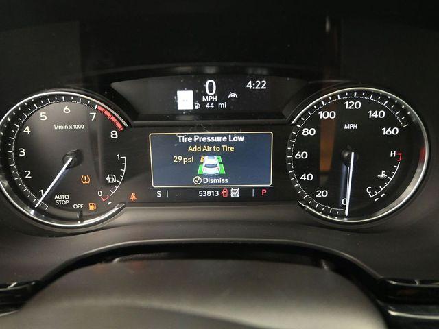 Photo of 2023 Silver Metallic Cadillac XT6