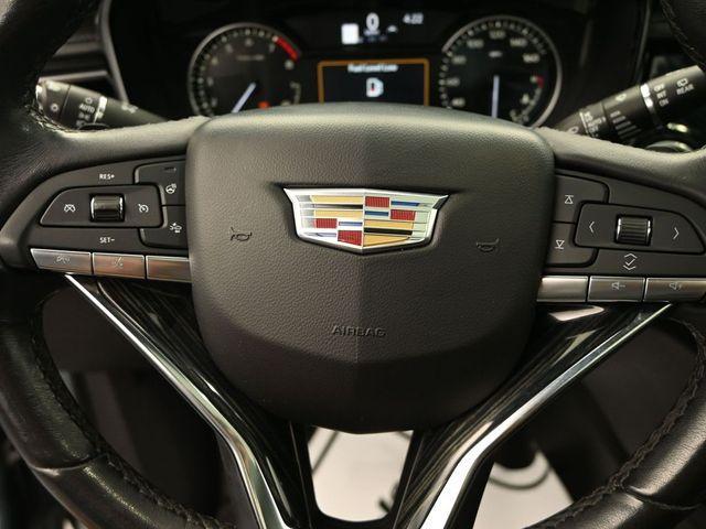 Photo of 2023 Silver Metallic Cadillac XT6