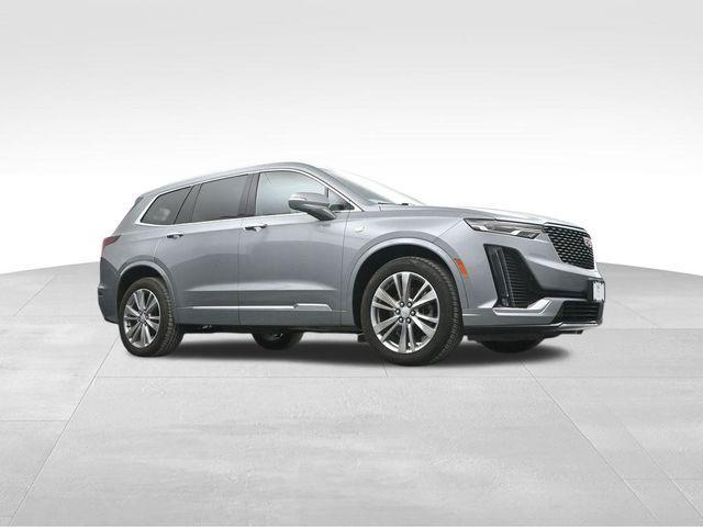 Photo of 2023 Silver Metallic Cadillac XT6