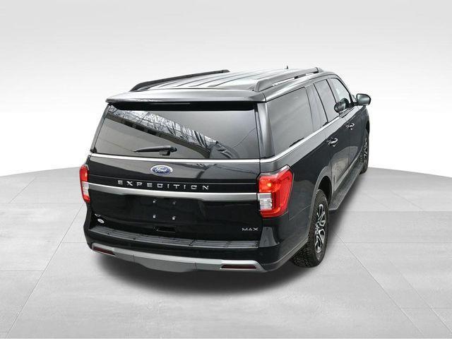 Photo of 2024 Black Metallic Ford Expedition Max