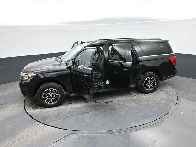 Photo of 2024 Black Metallic Ford Expedition Max
