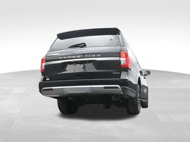 Photo of 2024 Black Metallic Ford Expedition Max