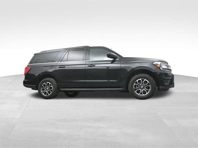 Photo of 2024 Black Metallic Ford Expedition Max