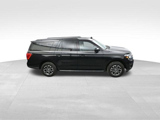 Photo of 2024 Black Metallic Ford Expedition Max