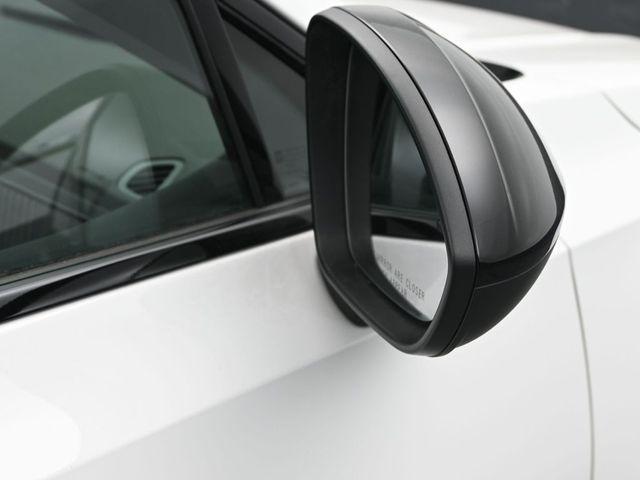 Photo of 2025 Summit White Buick Envision