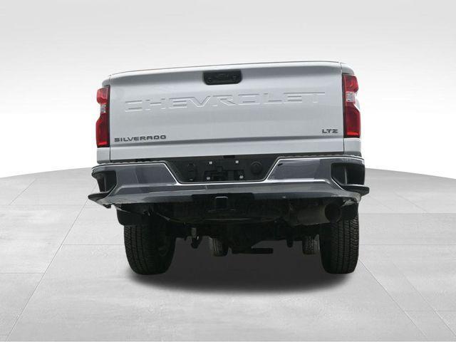 Photo of 2024 Summit White Chevrolet Silverado 2500