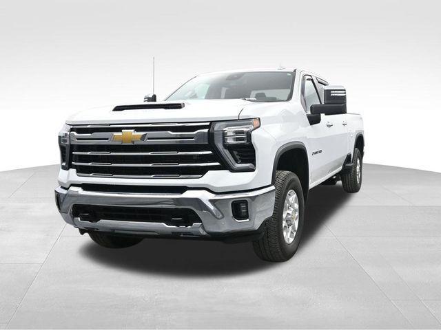 Photo of 2024 Summit White Chevrolet Silverado 2500