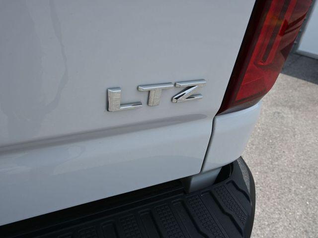 Photo of 2024 Summit White Chevrolet Silverado 2500