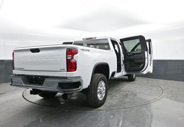 Photo of 2024 Summit White Chevrolet Silverado 2500
