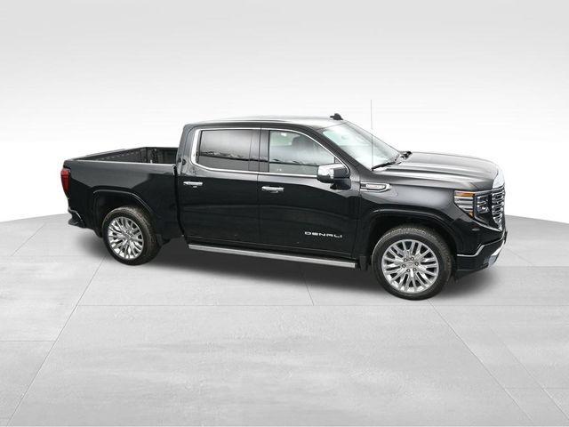 Photo of 2024 Onyx Black GMC Sierra 1500