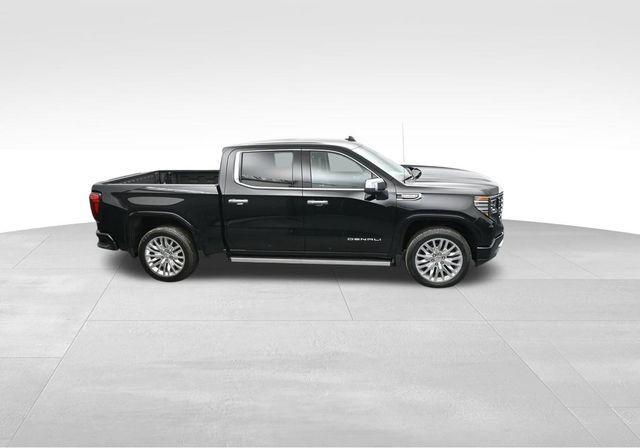 Photo of 2024 Onyx Black GMC Sierra 1500