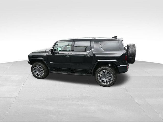 Photo of 2025 Black GMC HUMMER EV SUV