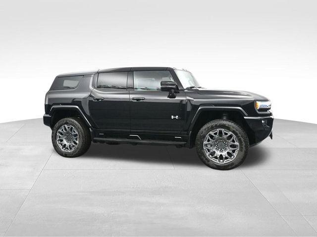 Photo of 2025 Black GMC HUMMER EV SUV