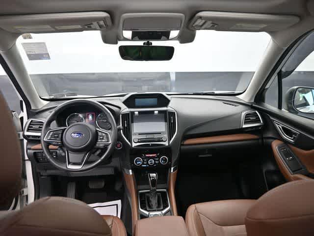 Photo of 2021 Crystal White Pearl Subaru Forester