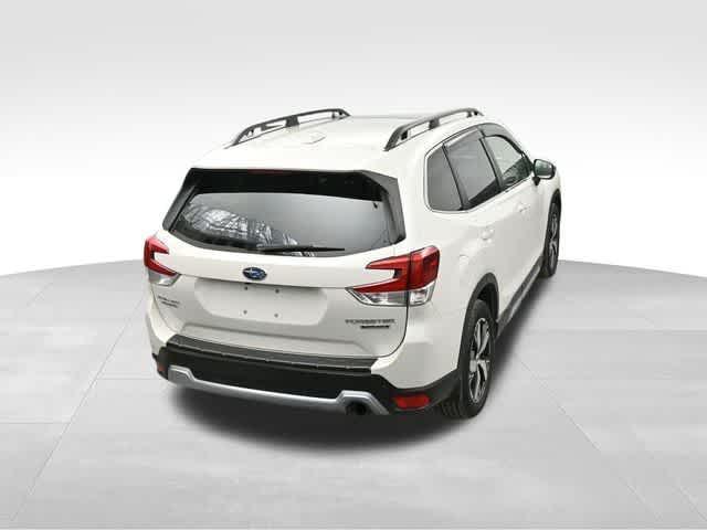 Photo of 2021 Crystal White Pearl Subaru Forester