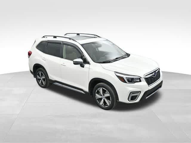 Photo of 2021 Crystal White Pearl Subaru Forester